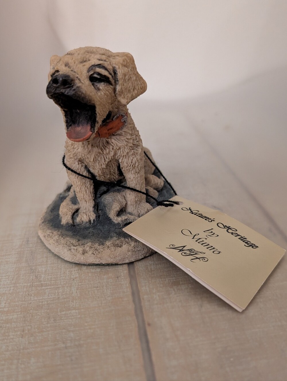 Mint Condition! Vintage 1984 Dog Yawning Figurine